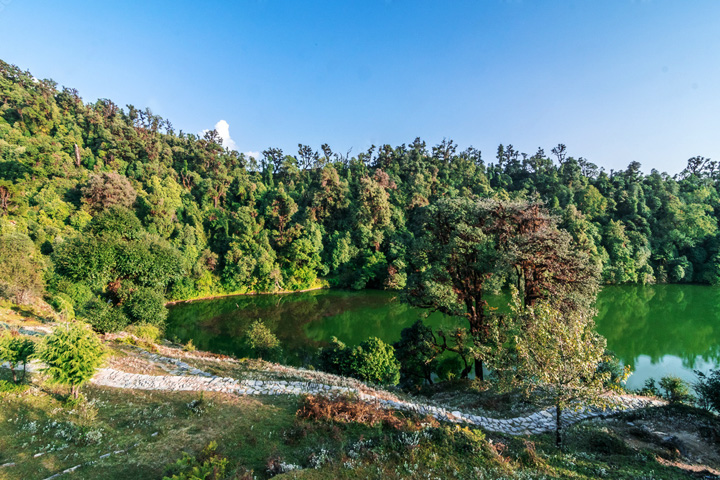 Deoria Tal Trek