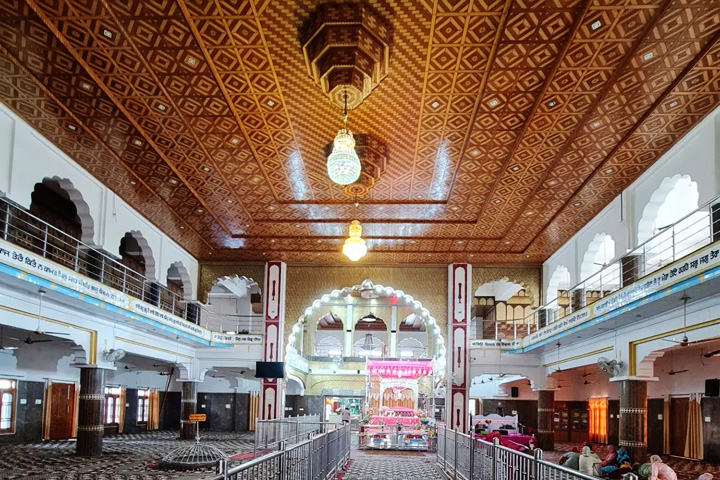 Dera Baba Shri Chand Ji Pubowal