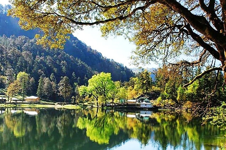 Dodital Lake Trek