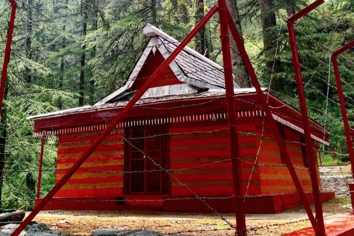Gan Devta Mandir (Gan Devra Shiv Mandir)