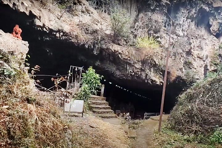 Gauri Udiyar Cave Temple