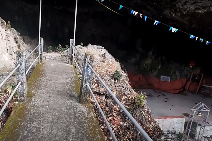 Gauri Udiyar Cave Temple