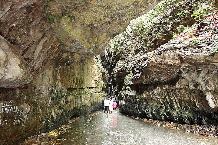 Guchhupani Robbers Cave