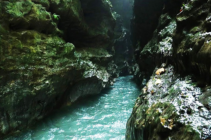 Guchhupani Robbers Cave