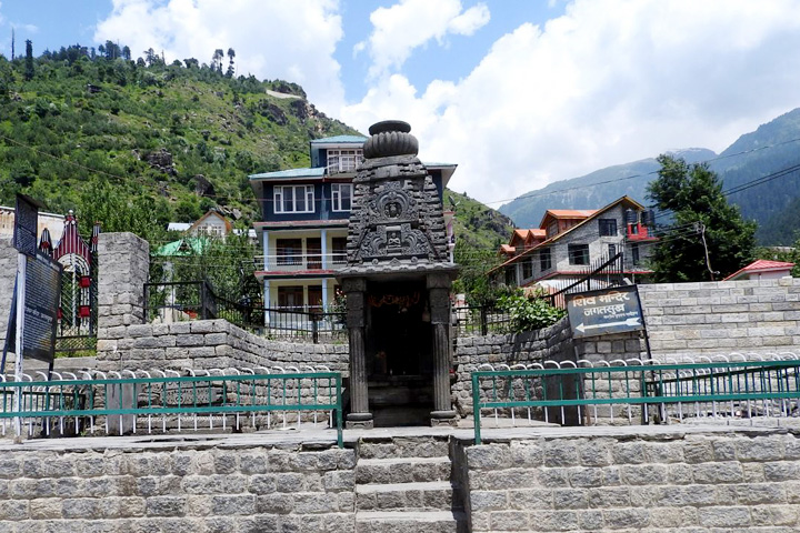 Jagatsukh Temple (Sandhya Gayatri Temple)