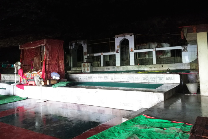 Jai Baba Jaladhari Mahadev Cave Temple