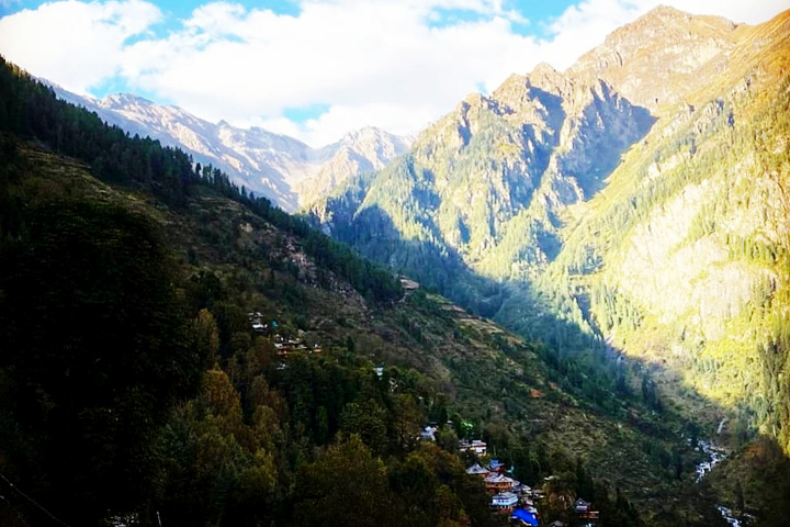 Jakha (Hanging Village)