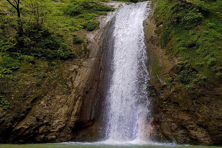 Jharipani Waterfall