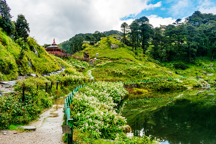 Jibhi - Serolsar Lake Trek
