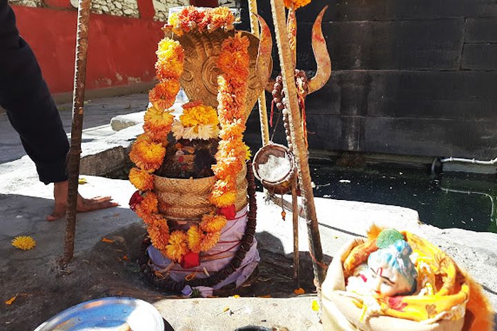 Kalp Kedar Temple (Jalmagna Shivling)