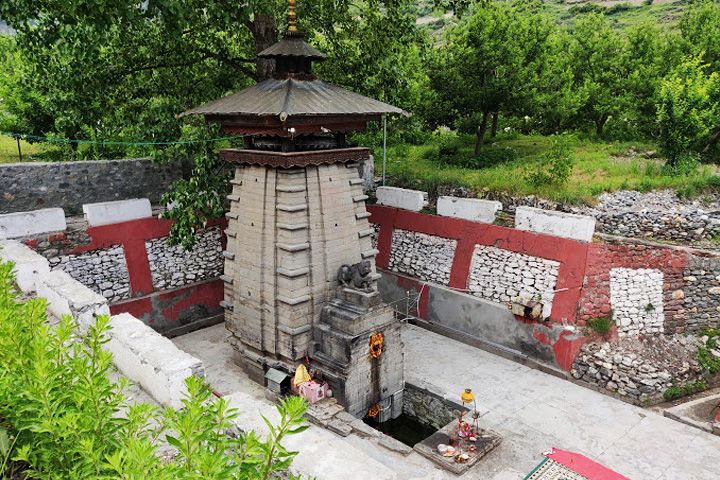 Kalp Kedar Temple (Jalmagna Shivling)
