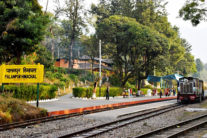 Kangra Valley Railway (Kangra Queen Toy Train)