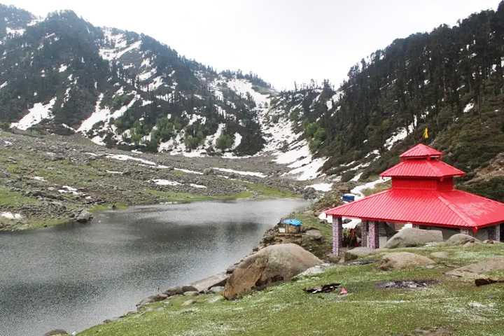 Kareri Lake Trek
