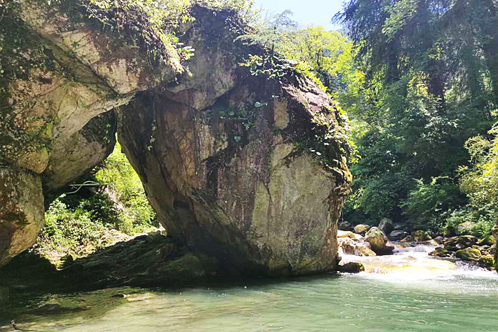 Kulhi Katandi (Mini Thailand)