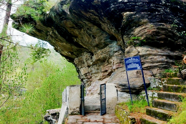 Lakhudiyar Caves Rock Paintings