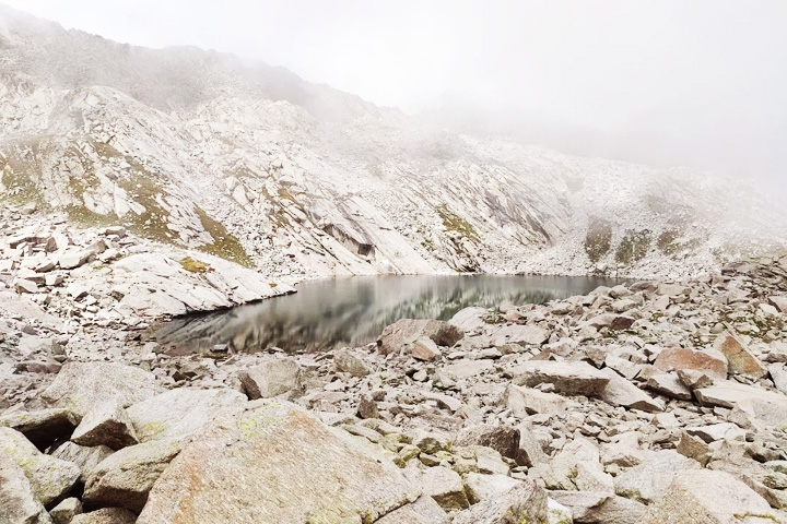 Nag Dal Lake (Cobra Lake)