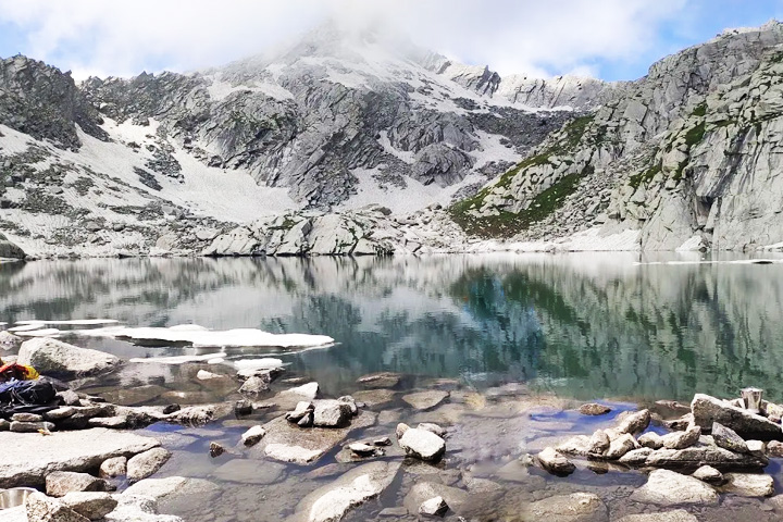 Nag Dal Lake (Cobra Lake)