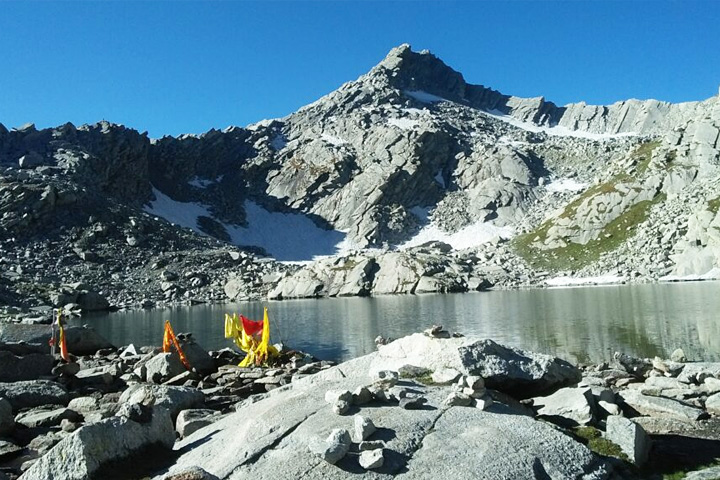 Nag Dal Lake (Cobra Lake)