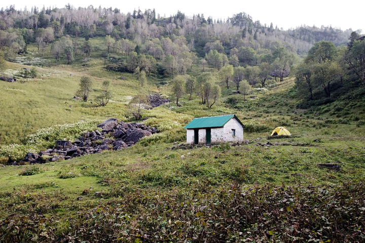 Lama Dugh (Lamadugh) Trek