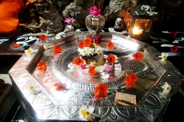 Lutru Mahadev Cave Temple