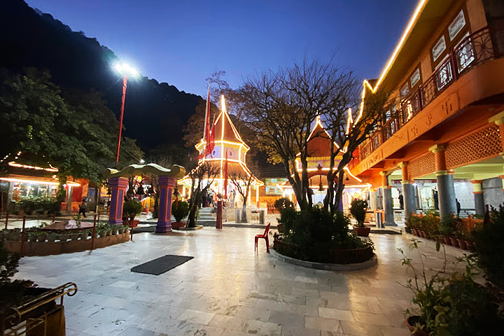 Maa Naina Devi Temple