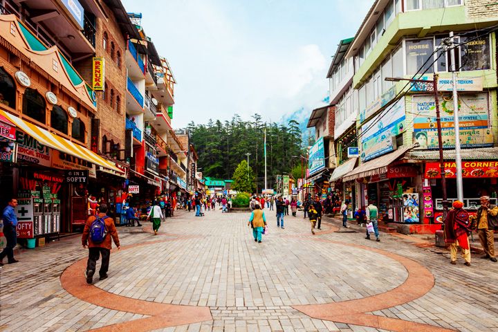 Mall Road Manali