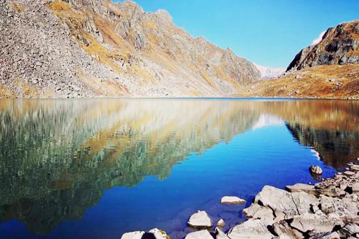 Nandi Kund Lake Trek