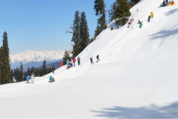 Narkanda Skiing Point
