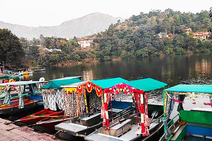 Naukuchiatal Lake