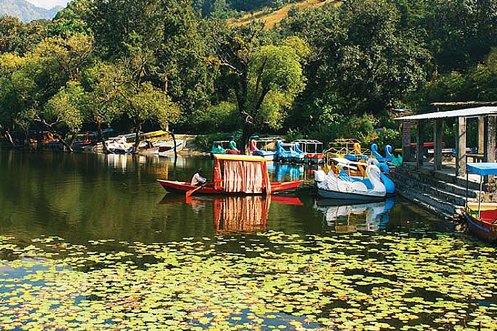 Naukuchiatal Lake