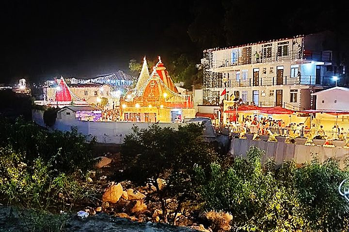 Neem Karoli Baba Ashram Kainchi Dham
