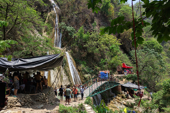 Neer Waterfall (Neer Garh - Neer Gaddu)