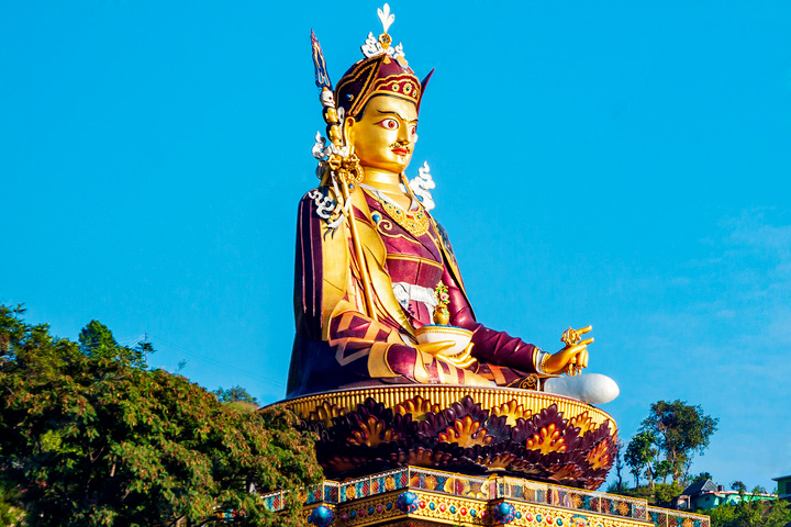 Padmasambhava Statue (Guru Rinpoche)