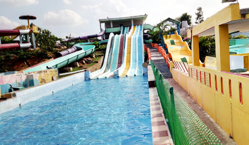 Paravasa Ulagam-Amusement Park