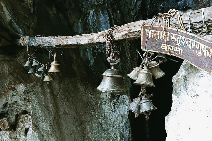 Patal Rudreshwar Cave Barsee