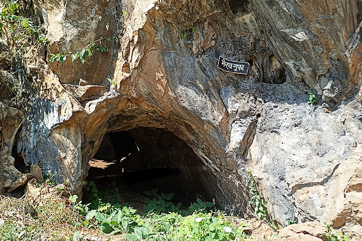 Patal Rudreshwar Cave Barsee
