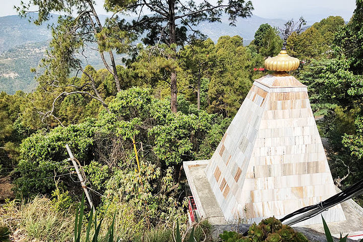 Ram Mandir Chaubatia