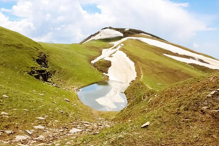 Rani Sui Lake Trek