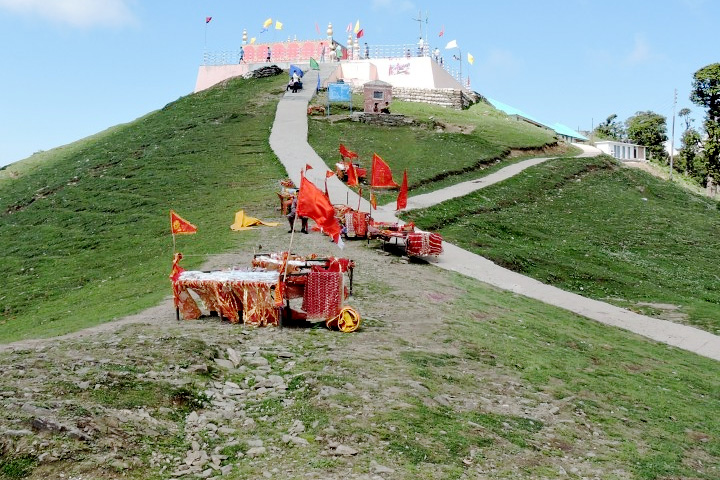 Shikari Devi Temple Trek