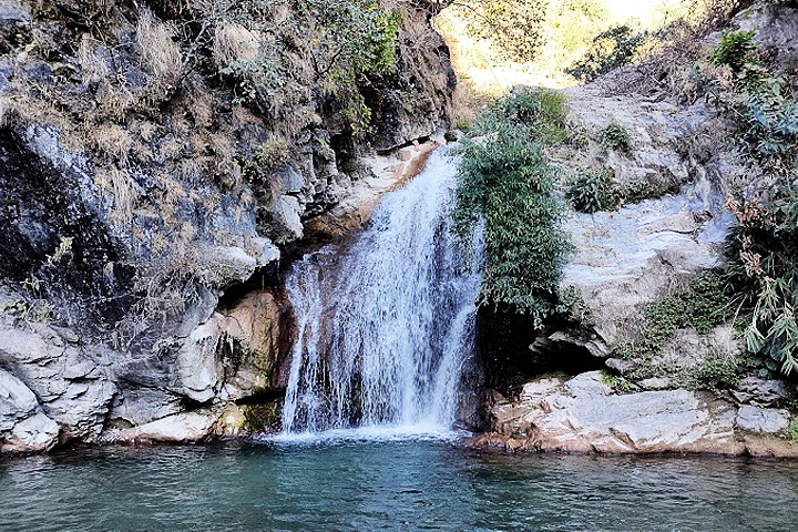 Shikhar Falls