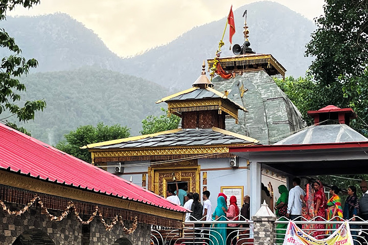 Shree Kashi Vishwanath Temple