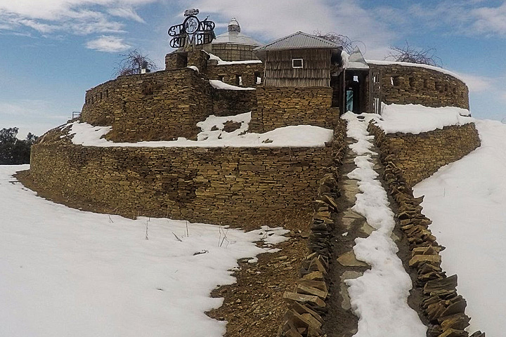 Stoned Kumbh Shiv Temple