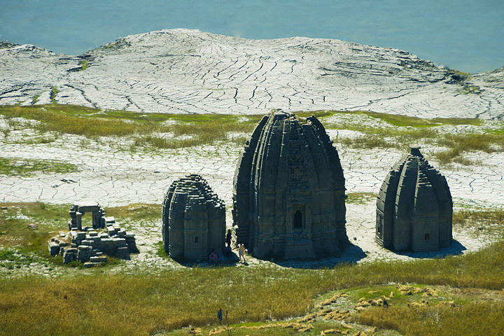 Submerged Ancient Hindu Temples