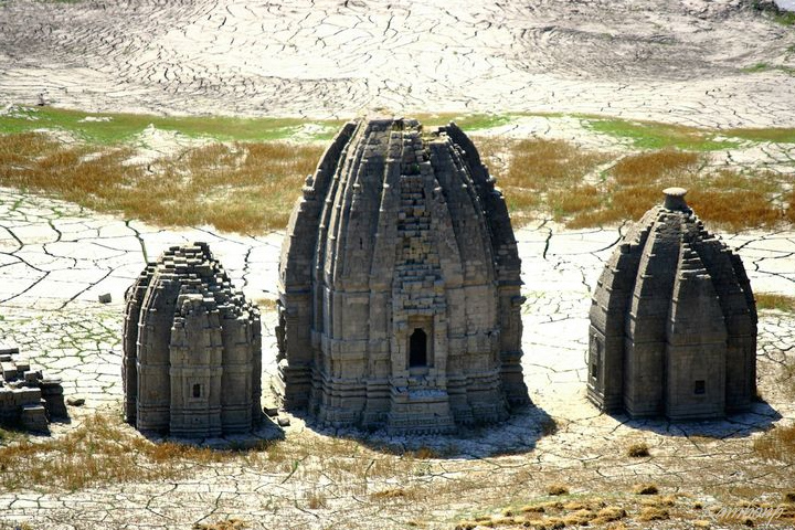 Submerged Ancient Hindu Temples