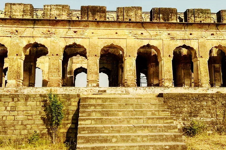Sujanpur Tira Fort (Katochgarh Fort)