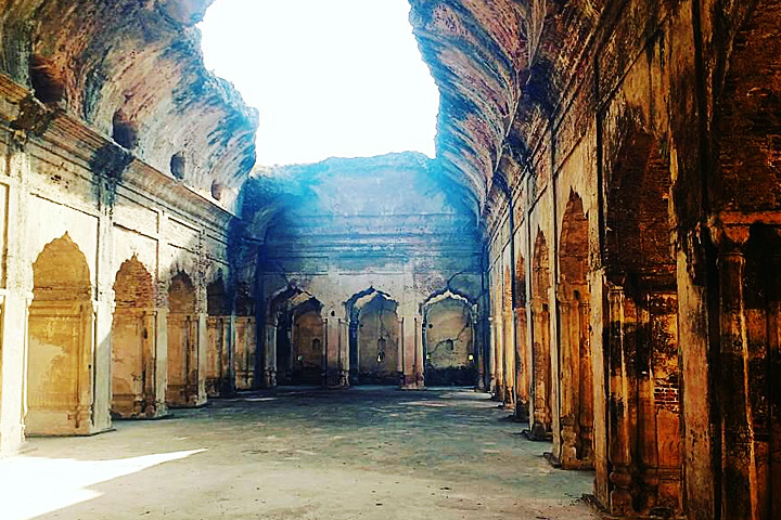 Sujanpur Tira Fort (Katochgarh Fort)