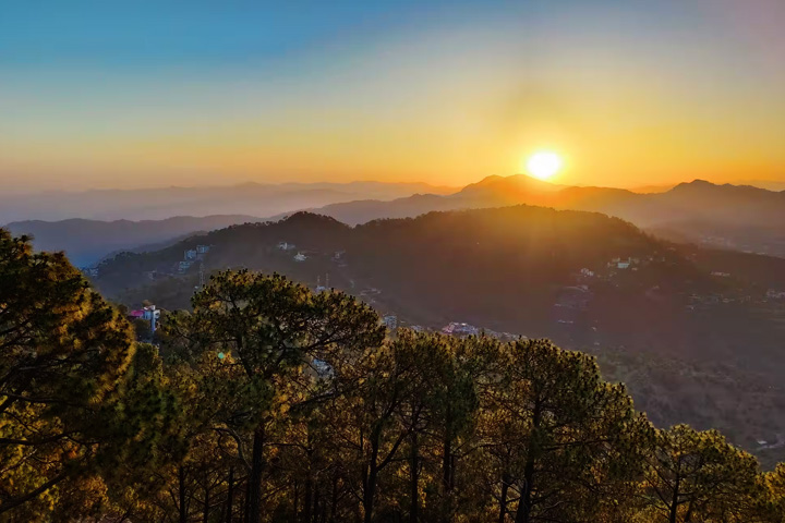 Sunset Point (Barog)