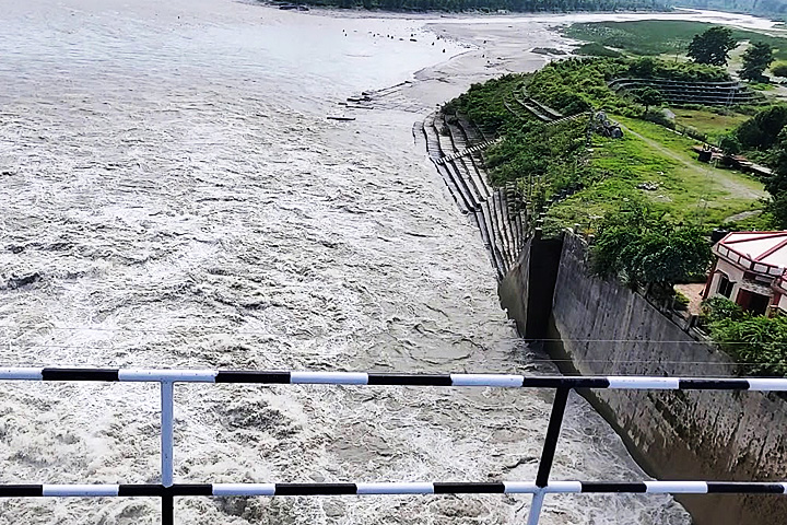 Tanakpur Barrage
