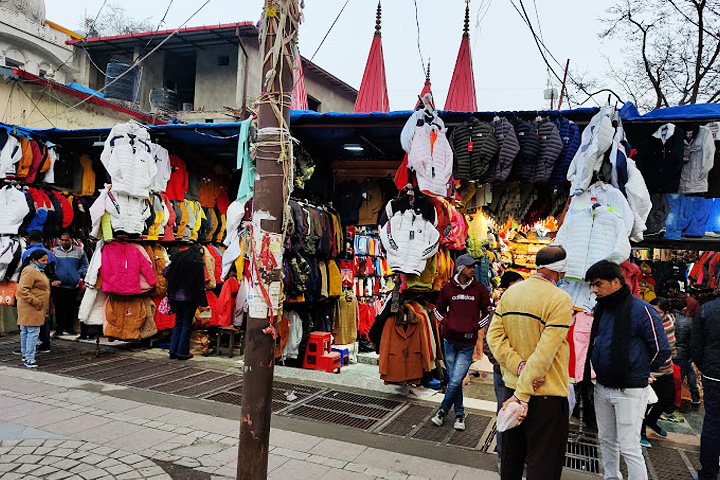 Tibetan & Bhotia Market