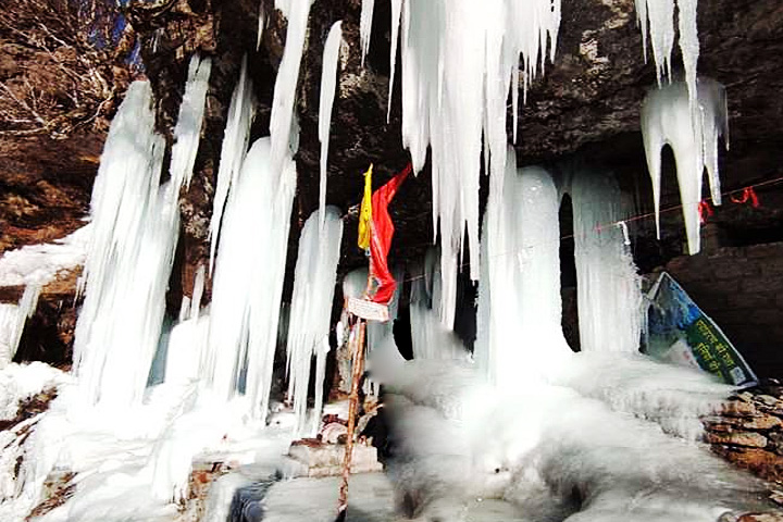 Timmersain Mahadev Cave - Baba Barfani